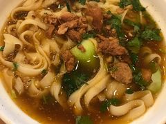 -顺溜·手工刀削面·黑金店(铜锣湾店)