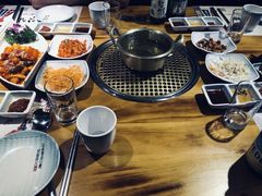 -唯成•韩国炭火烤肉 유성고기