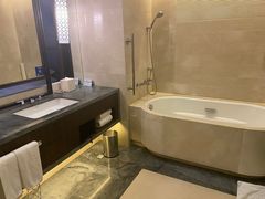 -舟山希尔顿酒店