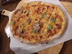 -I HOLIC艾豪丽披萨(KKone店)