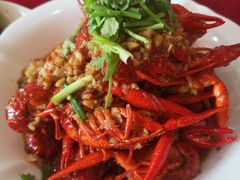 -呷呷好龙虾·湖南常德钵子菜·湘菜(公明天虹总店)