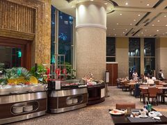 -怡聚轩全日制自助餐厅(大中华喜来登酒店)