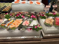 -宝利来国际大酒店-凤凰阁旋转餐厅