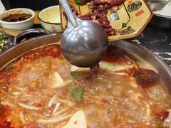 -黄利砖万峰林布依特色酸笋牛肉馆