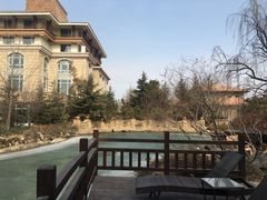 -芭东小镇温泉
