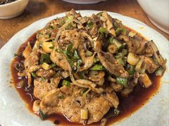 -茅屋大酒店