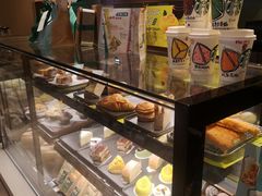 -星巴克臻选(上海中环广场2F店)