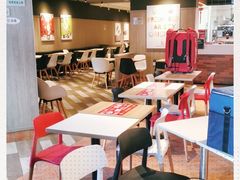 -肯德基(中纬店)