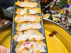 -花菇朵·云山雀 ll 野生菌锅·野果酸汤·精品滇菜(万柳店)