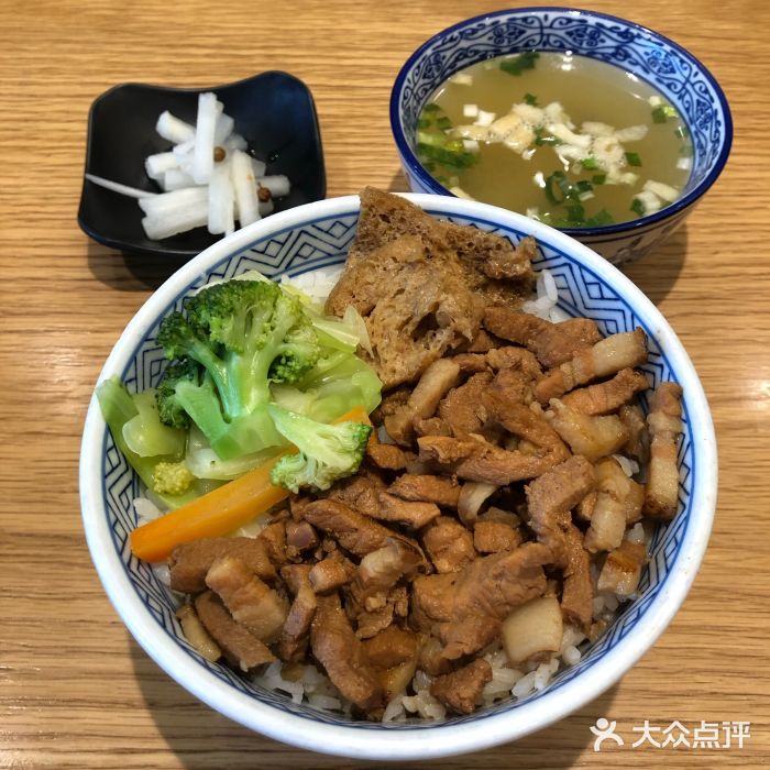 吉野家(唐道店)卤肉饭图片