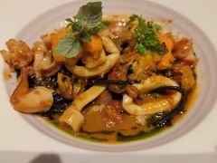 纯手工墨鱼汁海鲜猫耳朵面-蝶舍·MAISON PAPILLON