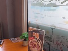 -莲餐厅·湖北菜·潜江小龙虾店(愚园路店)