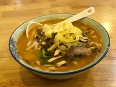 老酸菜牛肋条面-阿彬生炒牛肉面(解放路店)
