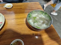 鱼汤-依云煎包店