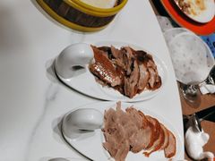 -皇城根·鲁菜济南菜·吊炉烤鸭·炒鸡鱼头(济南旗舰店)
