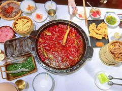 -卤校长老火锅(杨家坪直营店)
