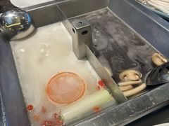 -皇城老妈·大连海鲜火锅(港湾店)