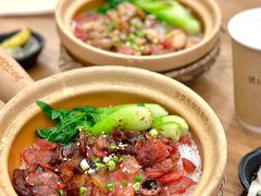 -煲仔皇腊味煲仔饭(经四万达店)