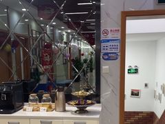 -茂菊口腔连锁(浦东南路店)