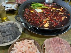 -黄潇洒老火锅(九眼桥宏济巷店)