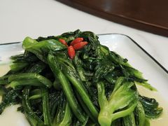 -三江源美食城