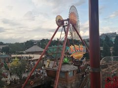 -七彩云南欢乐世界