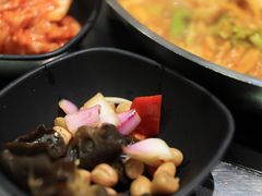-山·烤辣鸡韩国料理(西溪路店)