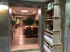 -HIGH FIVE哈福手工汉堡(桂林路店)