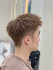点击看大图 -十六番发型师事务所