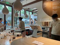 -VERIE BAKEHOUSE