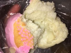 闪亮草莓巧克力面包-多乐之日(和平伊势丹店)