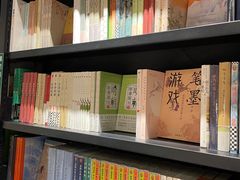 -西西弗书店(三峡广场湟恩新纪元购物广场店)