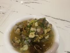 -凤凰路何眼镜香辣蟹(花果园店)