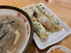 牛肉鍋貼-小姜锅贴(凤凰街店)