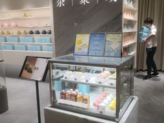 -théATRE 茶聚场(王府中環店)