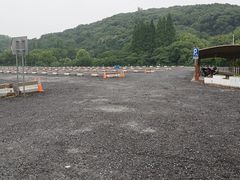 -上海佘山国家森林公园东门地面停车场