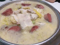 东北杀猪菜-金手勺东北菜馆(大屯北路店)