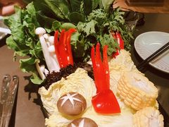 -捞王锅物料理(上海世茂广场店)