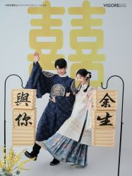 -雪中彩影婚纱摄影·微光艺术中心