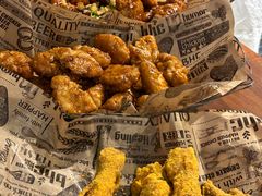 -BHC炸鸡(明洞总店)