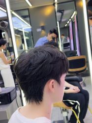 -藤野造型烫发染发