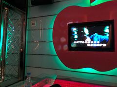 -GAGA主题量贩式KTV平价店(工大店)