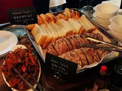 -羽深肉铺 Steak & Wine