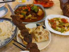 -维吾尔餐厅(宜山路店)