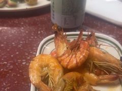 -四囍码头海鲜烧烤自助火锅(外滩南京东路悦荟广场店)