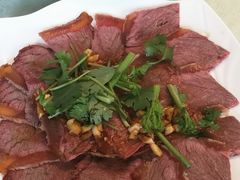 酱驴肉-龙香居海鲜浑锅家常菜·特色驴肉