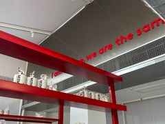 -UNI UNI(环亚凯瑟琳店)