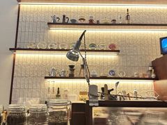 -Café Monson