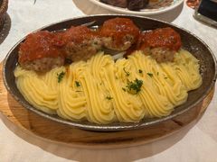 俄式传统肉饼配土豆泥-俄士厨房(环球港店)