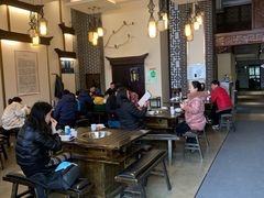 大堂-仁虎老火锅(黄泥磅店)